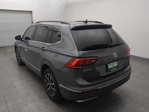 Used 2021 Volkswagen Tiguan SE image 5