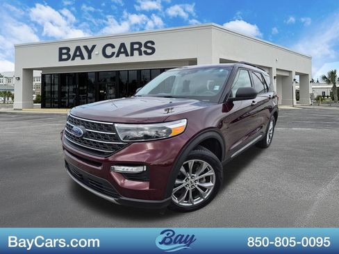 Used 2022 Ford Explorer XLT w/ Equipment Group 202A RWD image 1