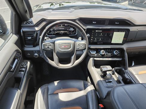 Used 2023 GMC Sierra 1500 AT4 w/ AT4 Premium Package AWD/4WD image 30