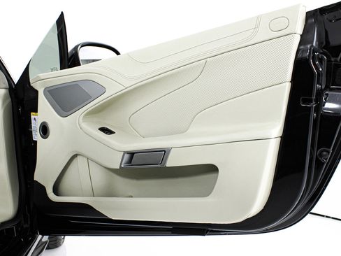 Used 2014 Aston Martin Vanquish Volante RWD image 29