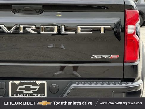 Used 2025 Chevrolet Silverado 1500 ZR2 w/ Technology Package AWD/4WD image 8