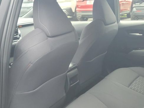 Used 2022 Toyota Corolla SE w/ SE Preferred Package FWD image 16