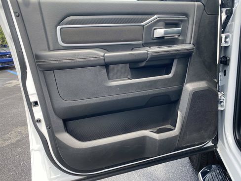 Used 2025 RAM 2500 Big Horn AWD/4WD image 22