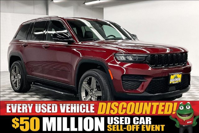 Used 2023 Jeep Grand Cherokee Altitude AWD/4WD image 1