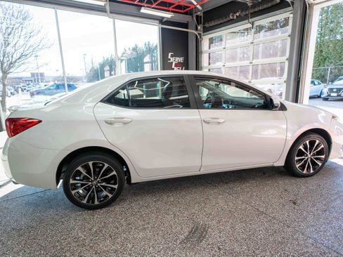 Used 2018 Toyota Corolla SE image 4