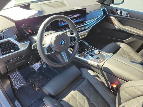 Used 2026 BMW X5 xDrive40i w/ Executive Package AWD/4WD image 24