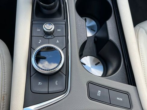 Certified 2025 Cadillac XT6 Premium Luxury image 34