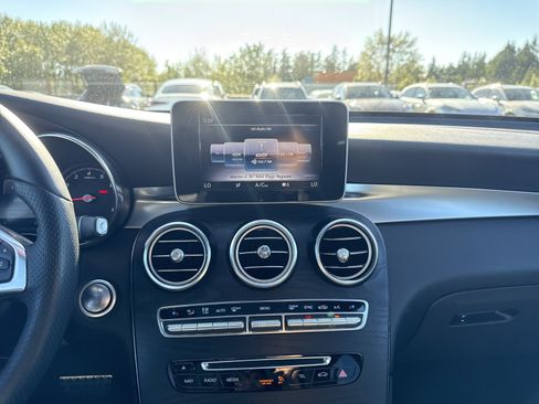 Certified 2018 Mercedes-Benz GLC 300 4MATIC image 18