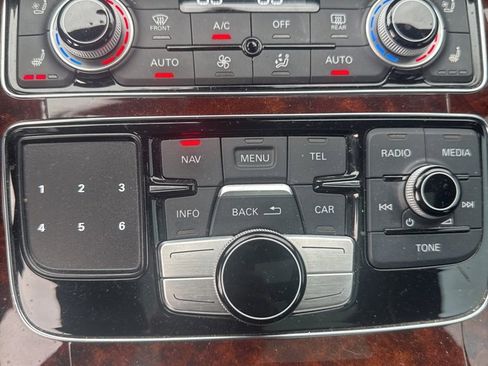 Used 2013 Audi A8 L 4.0T image 5