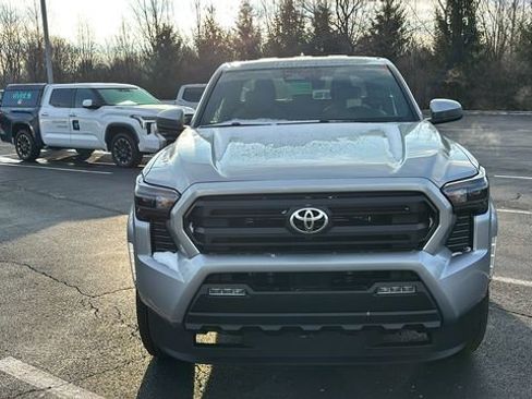 New 2026 Toyota Tacoma SR5 image 8
