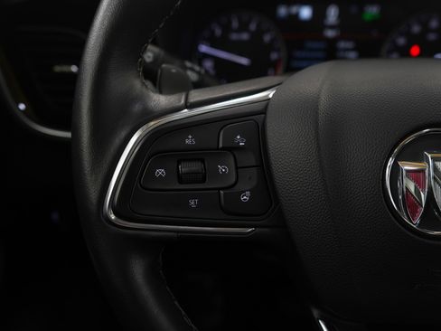 Used 2021 Buick Envision Avenir w/ Technology Package II image 25