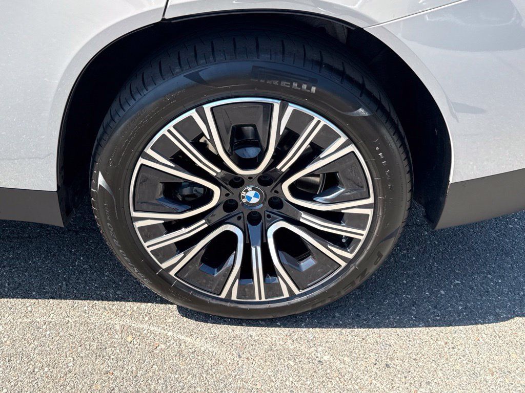 Used 2026 BMW X3 xDrive30i w/ Premium Package AWD/4WD image 14