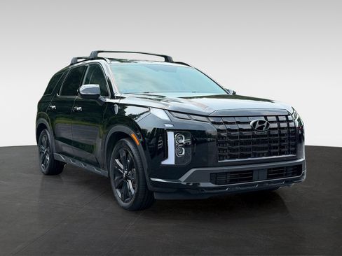 Used 2024 Hyundai Palisade XRT AWD/4WD image 3