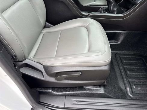 Used 2018 Chevrolet Colorado 2WD Extended Cab image 24