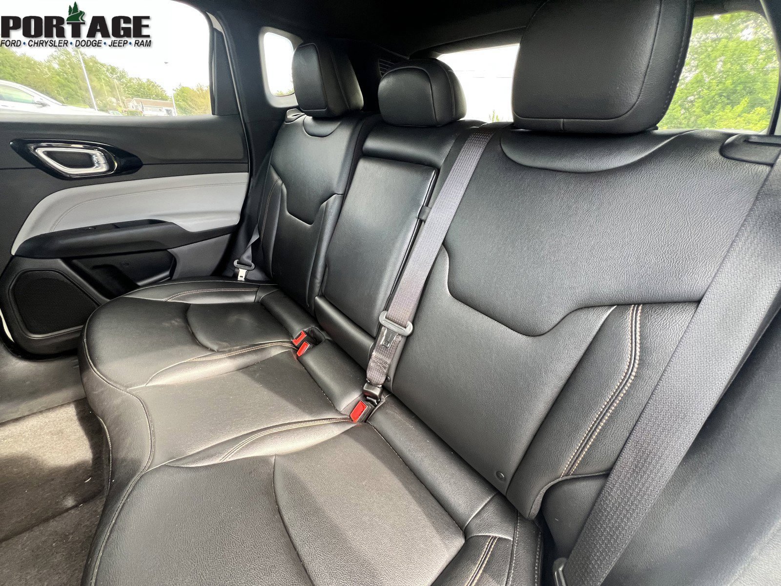 Used 2024 Jeep Compass Limited AWD/4WD image 29