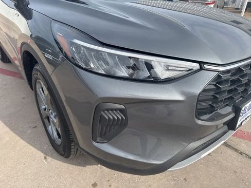 Used 2025 Ford Escape ST-Line image 21