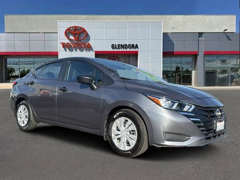 Used 2023 Nissan Versa S w/ Trunk Package image 1