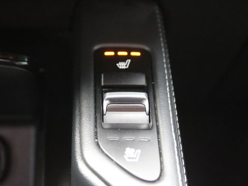 Used 2022 Kia Telluride SX w/ SX Prestige Package image 46