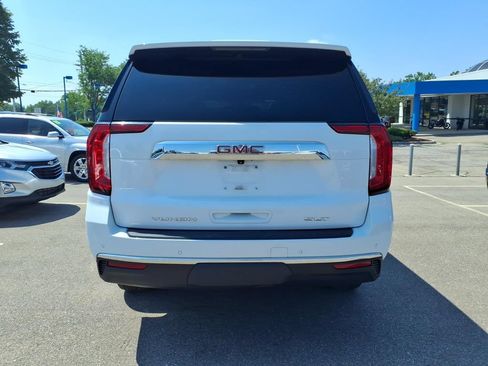 Used 2021 GMC Yukon SLT w/ SLT Premium Package AWD/4WD image 6