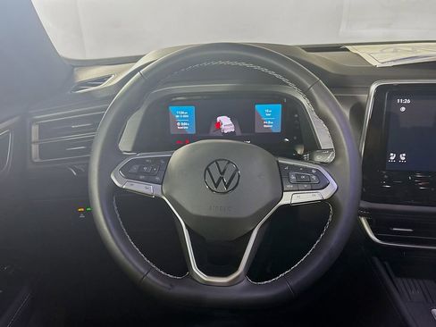 New 2025 Volkswagen Atlas Cross Sport SE image 13