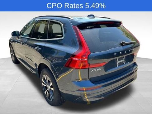 Used 2023 Volvo XC60 B5 Core AWD/4WD image 3