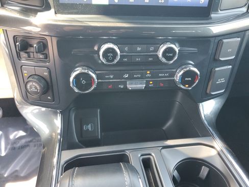 Used 2022 Ford F150 XLT w/ Equipment Group 302A High image 20