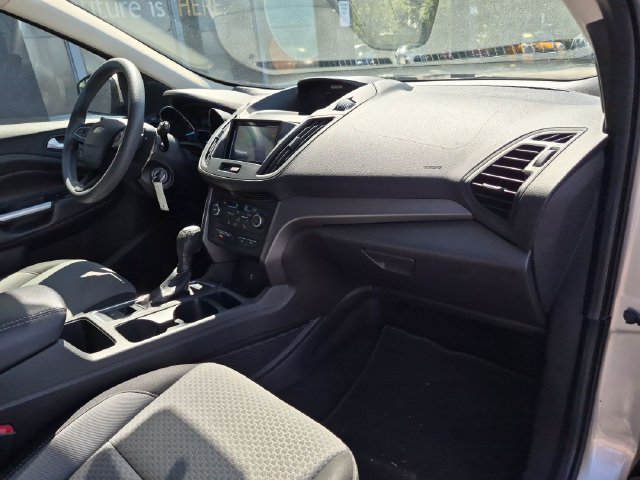 Used 2017 Ford Escape SE FWD image 26