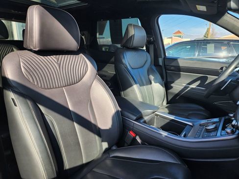 Used 2024 Hyundai Palisade Calligraphy image 19