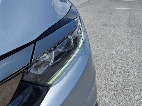 Used 2020 Honda HR-V Sport image 9