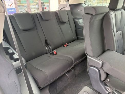 Used 2023 Subaru Ascent 8-Passenger image 32