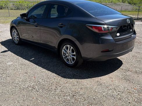 Used 2016 Scion iA FWD image 2