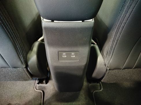 New 2026 Nissan Kicks SR image 29