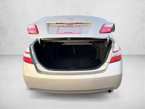 Used 2008 Toyota Camry LE image 8