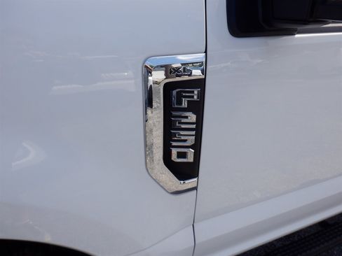 Used 2021 Ford F250 XL RWD image 20