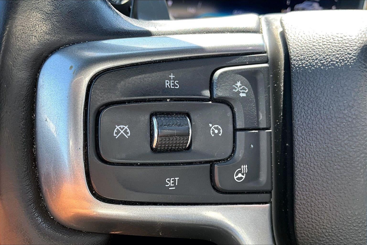 Used 2022 Chevrolet Silverado 1500 LTZ w/ LTZ Convenience Package II AWD/4WD image 19