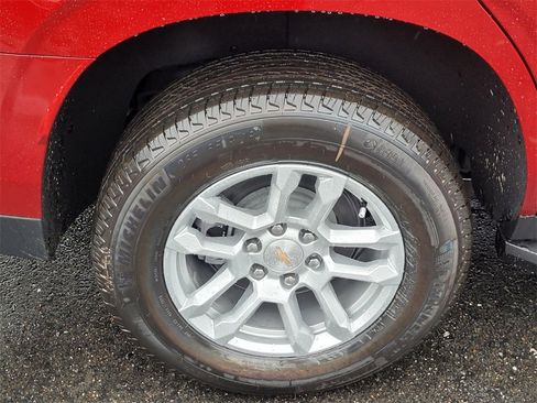 New 2025 Chevrolet Tahoe LS image 6