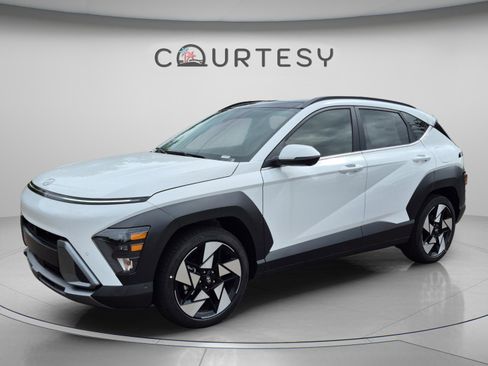 New 2026 Hyundai Kona Limited FWD image 1