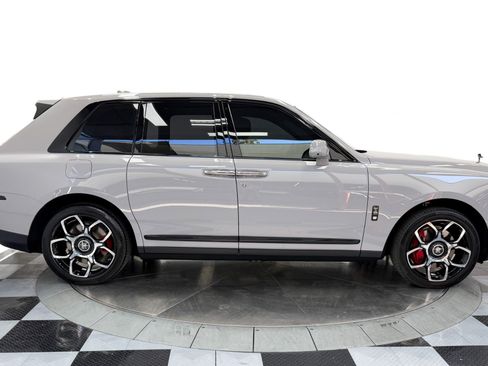 Used 2024 Rolls-Royce Cullinan Black Badge w/ Driver's Package AWD/4WD image 30