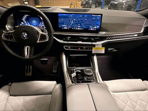 New 2026 BMW X6 M60i image 5