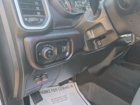 Used 2024 RAM 2500 Big Horn w/ Sport Appearance Package AWD/4WD image 12