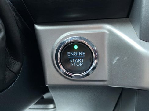 Used 2022 Ford F150 XLT w/ Equipment Group 302A High image 9