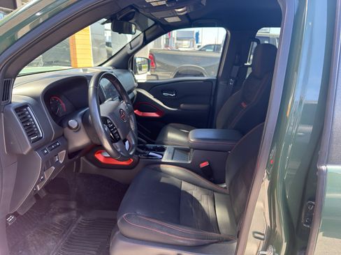 Used 2023 Nissan Frontier PRO-4X w/ Pro Convenience Package image 3