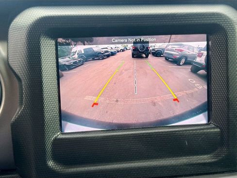 Used 2022 Jeep Wrangler Sport AWD/4WD image 14