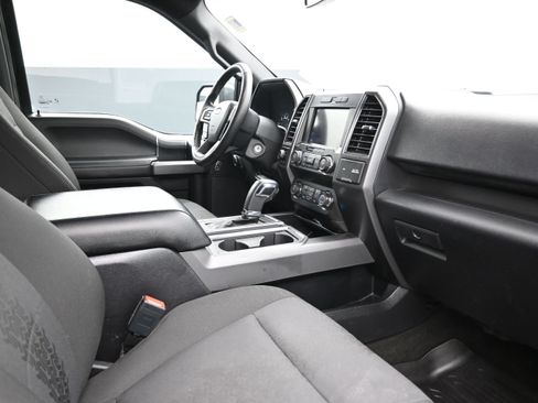Used 2020 Ford F150 XLT w/ Equipment Group 302A Luxury AWD/4WD image 26