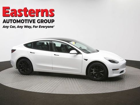 Used 2023 Tesla Model 3 Standard Range RWD image 41