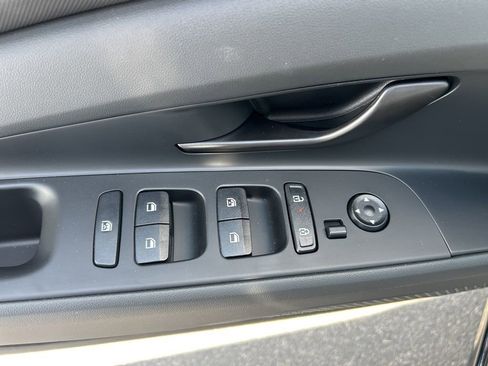 New 2026 Hyundai Elantra SEL Sport Premium FWD image 11
