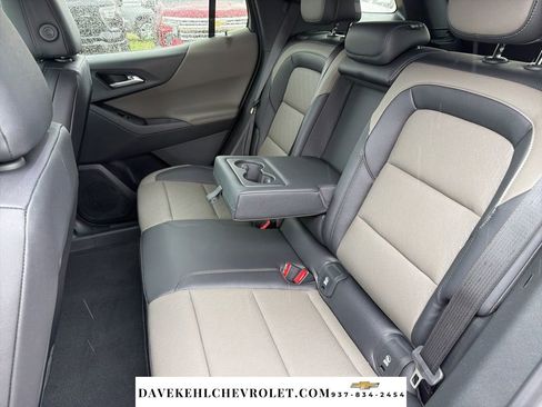 Used 2026 Chevrolet Equinox LT w/ Convenience Package II FWD image 17