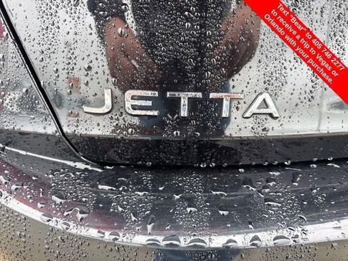 Used 2024 Volkswagen Jetta SE image 16