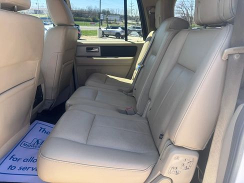 Used 2015 Ford Expedition EL XLT w/ Equipment Group 202A image 22