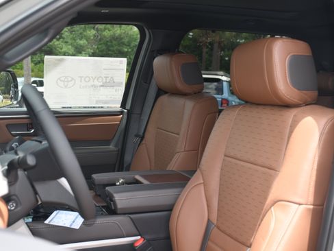 New 2026 Toyota Tundra 1794 Edition AWD/4WD image 7